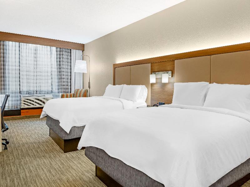 Holiday Inn Express Louisville SouthHillview image
