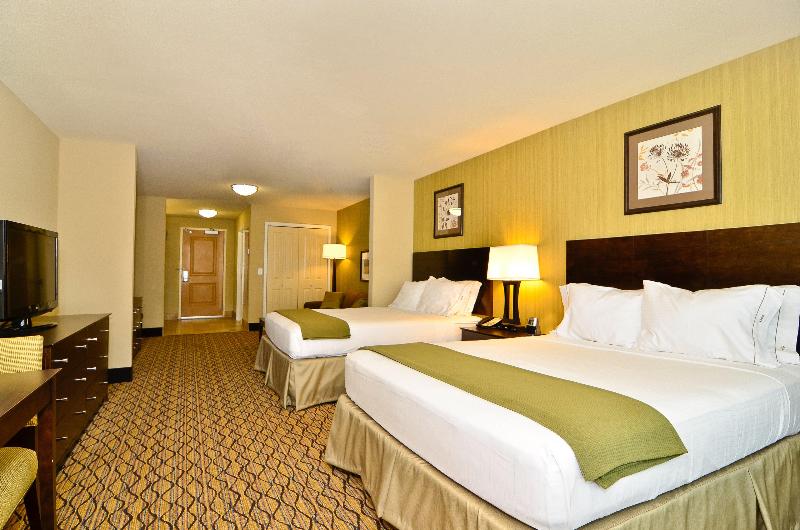 Holiday Inn Express and Suites Williston photo 16