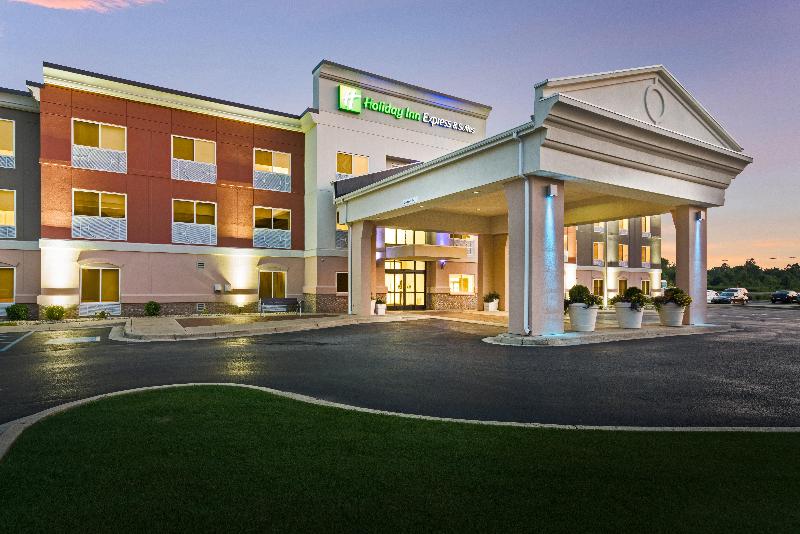 Holiday Inn Express and Suites Jasper image
