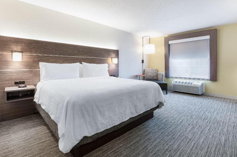 Holiday Inn Express and Suites Jasper image