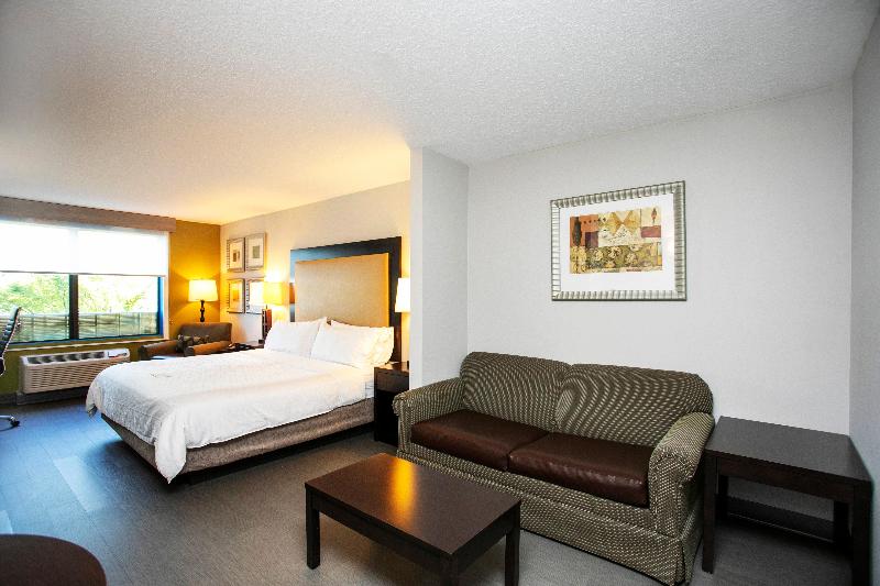 Holiday Inn Express Jacksonville Atlantic Beach — photo 22