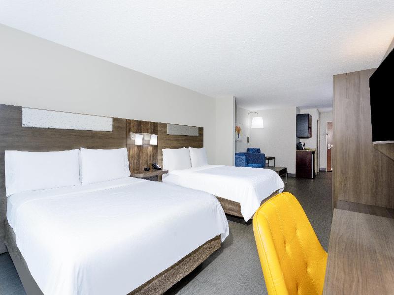 Holiday Inn Express Jacksonville Atlantic Beach image