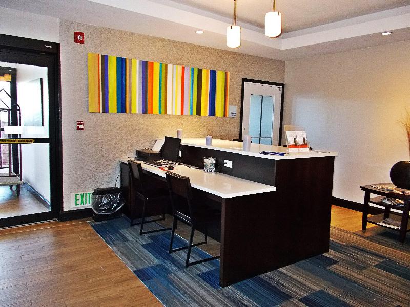 Holiday Inn Express and Suites Miami