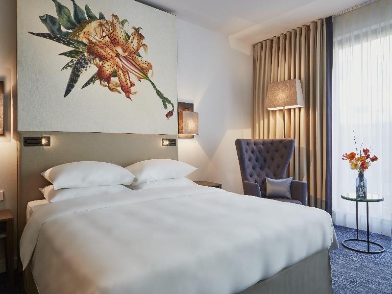 Hyatt Regency Amsterdam image