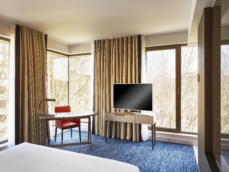 Hyatt Regency Amsterdam image