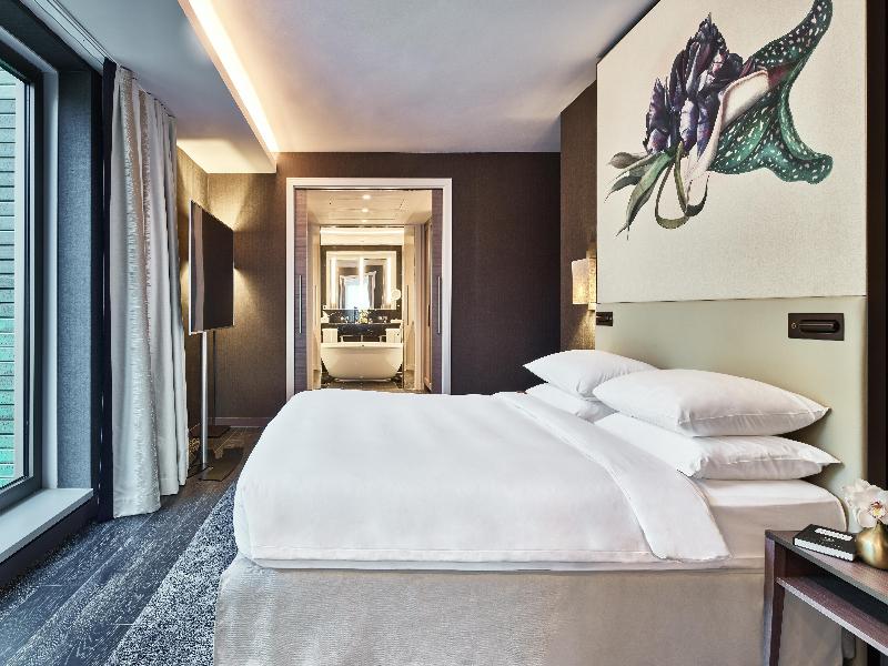Hyatt Regency Amsterdam image