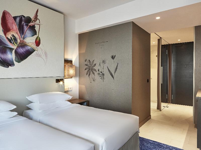 Hyatt Regency Amsterdam image