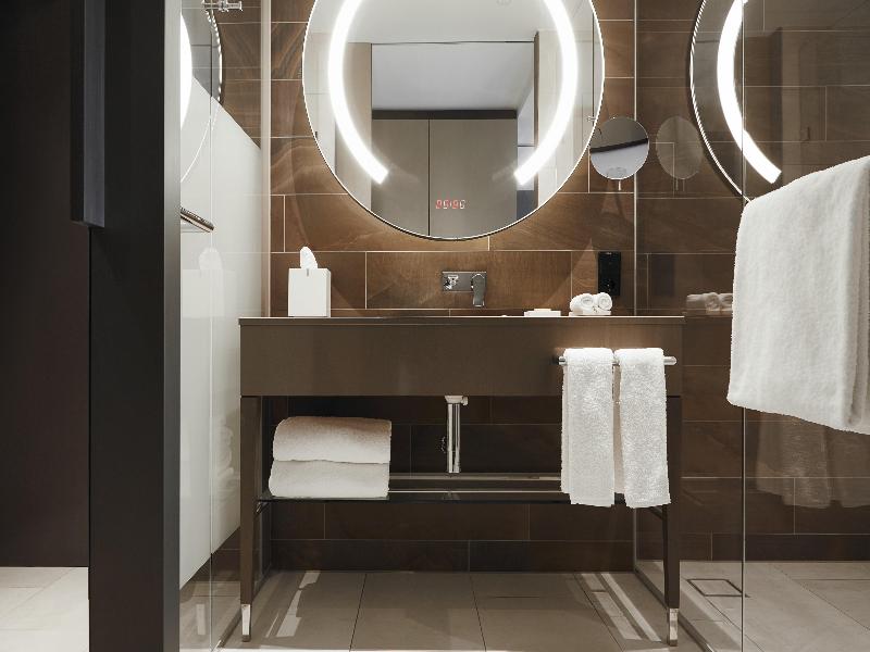 Hyatt Regency Amsterdam image