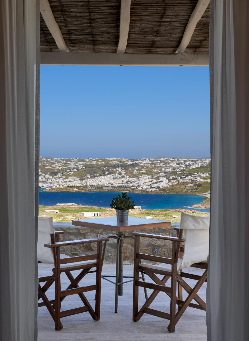 Nalu Villa — general view