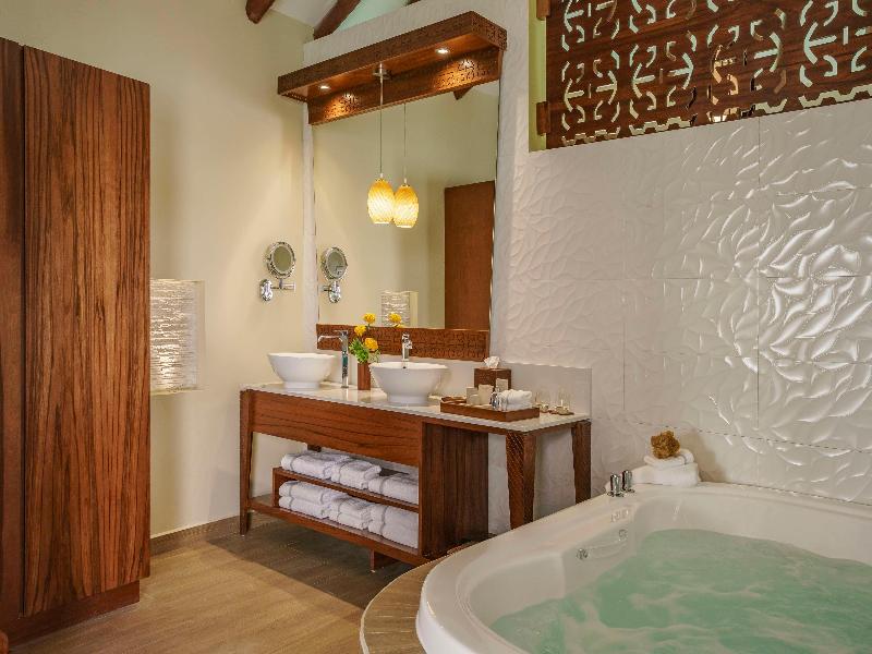 Palafitos Overwater Bungalows El Dorado Maroma Al image
