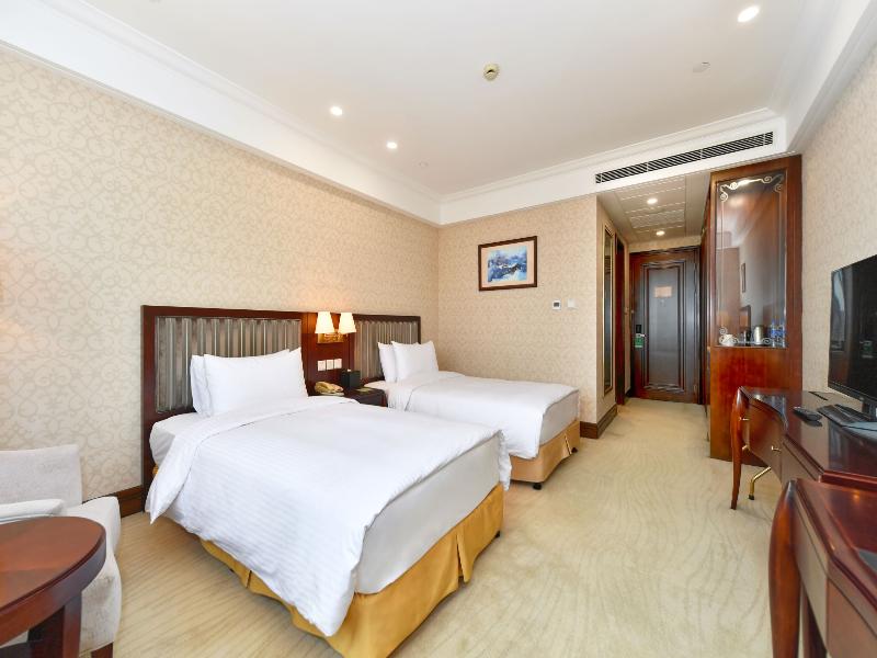 Evergreen Laurel Hotel Shanghai image