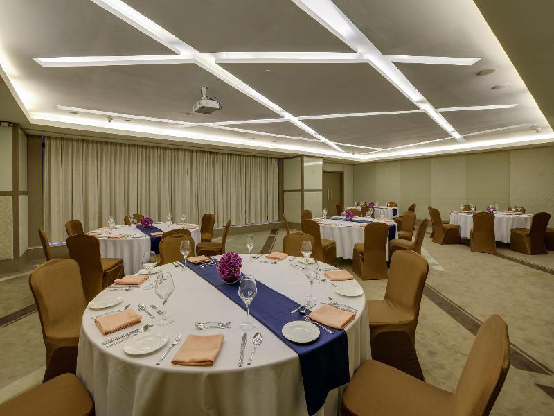 E Hotel, Chennai image