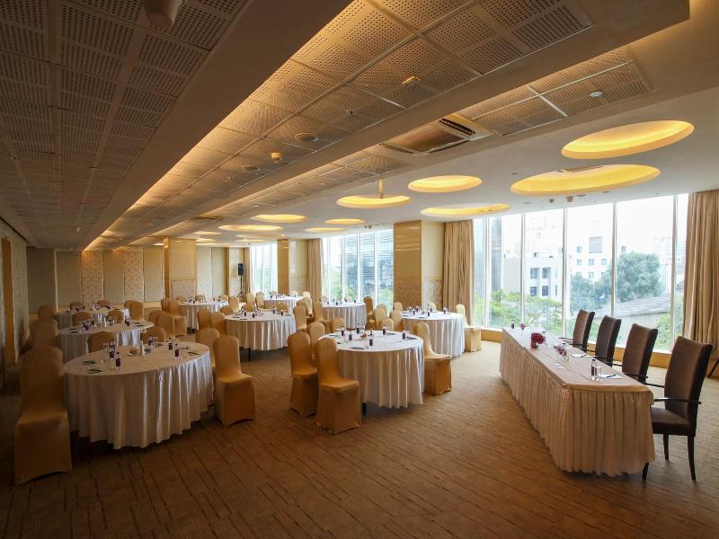 E Hotel, Chennai image