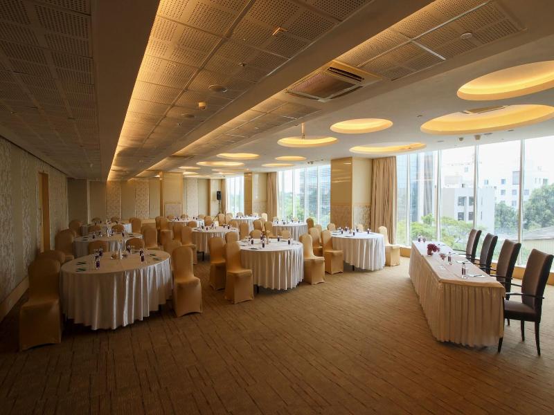 E Hotel, Chennai image