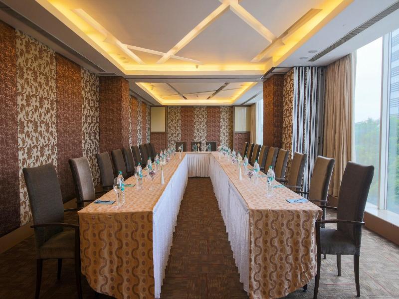E Hotel, Chennai image