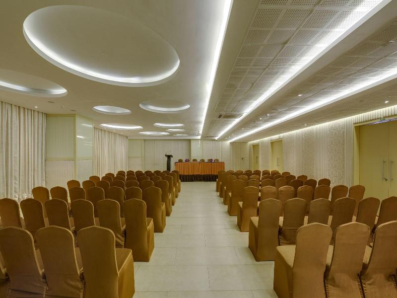 E Hotel, Chennai image