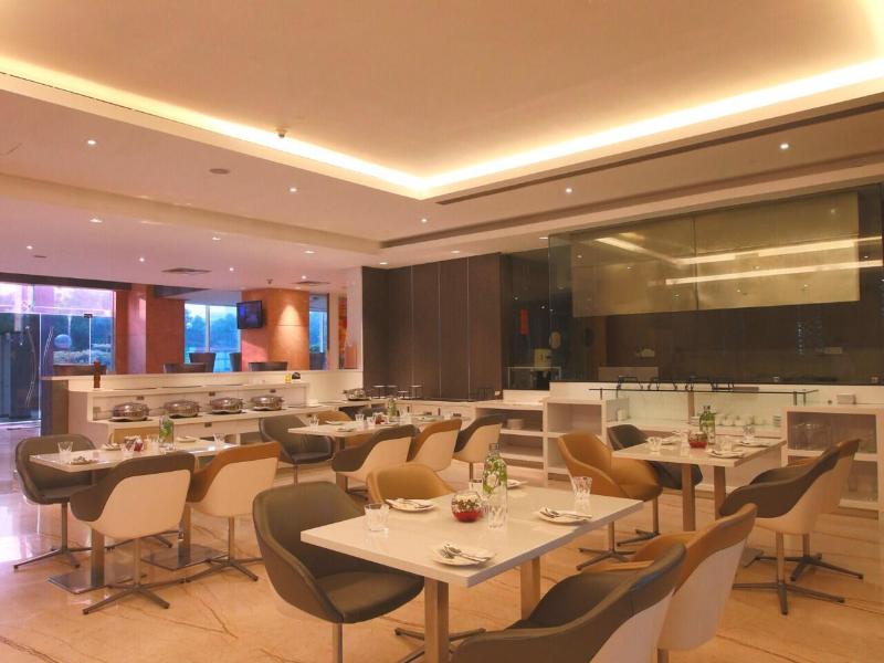 E Hotel, Chennai image