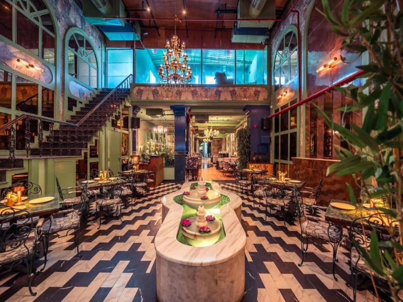 Hotel Connaught Royale image