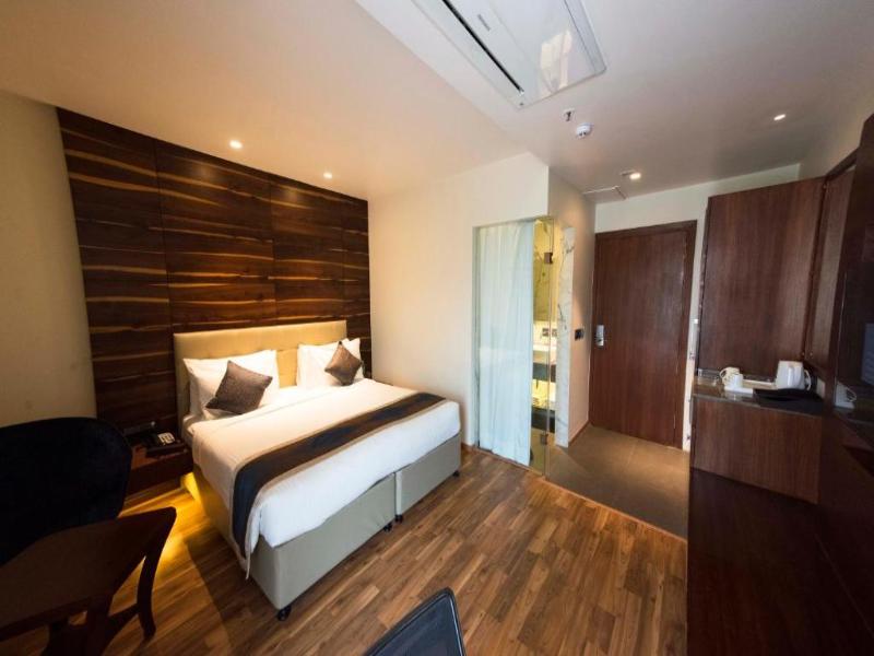 Hotel Connaught Royale image
