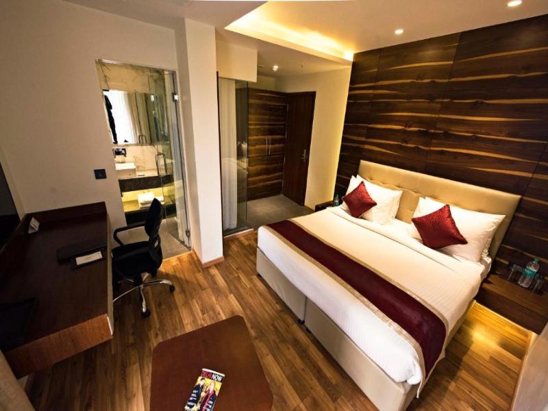 Hotel Connaught Royale image