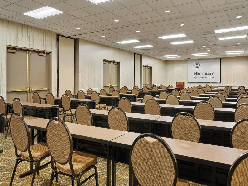 Sheraton Portland Airport Hotel image