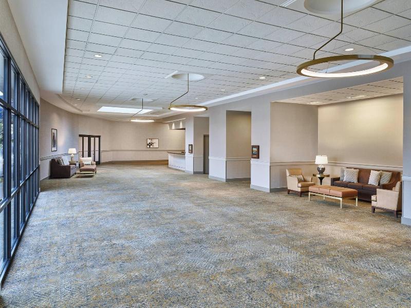 Sheraton Portland Airport Hotel image