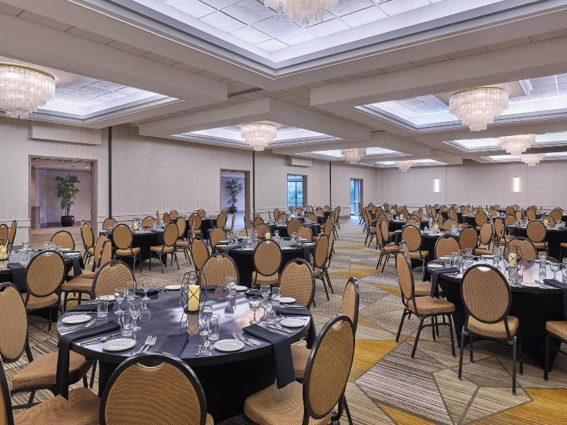 Sheraton Portland Airport Hotel image