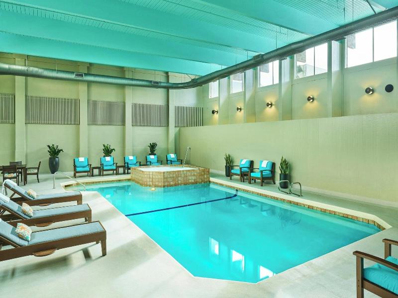 Sheraton Portland Airport Hotel image