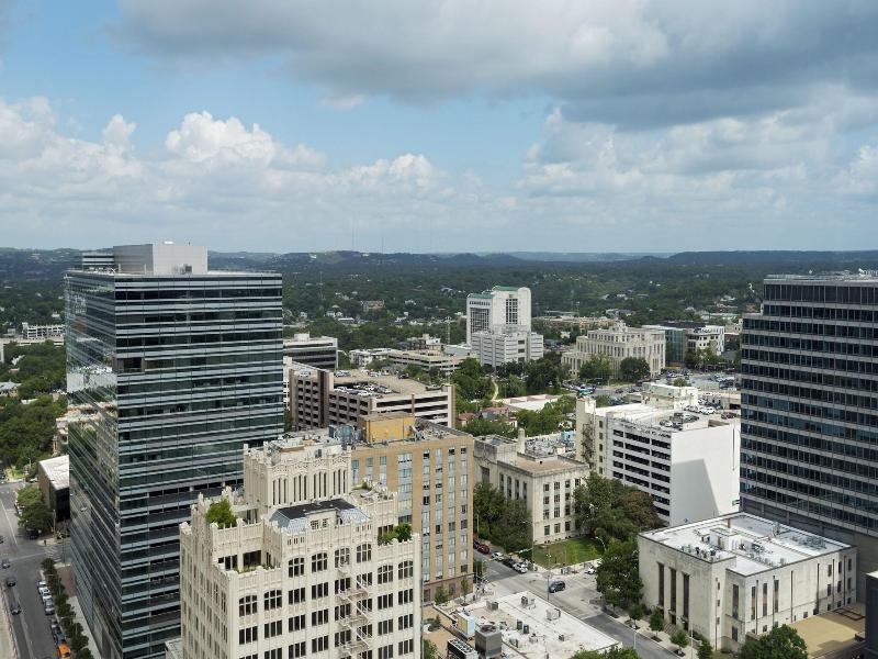 Element Austin Downtown image