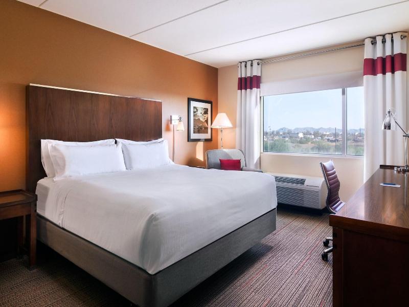 Four Points by Sheraton at Phoenix Mesa Gateway Ap image