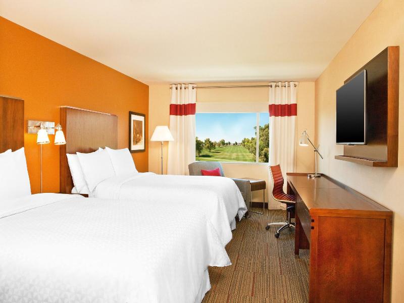 Four Points by Sheraton at Phoenix Mesa Gateway Ap image