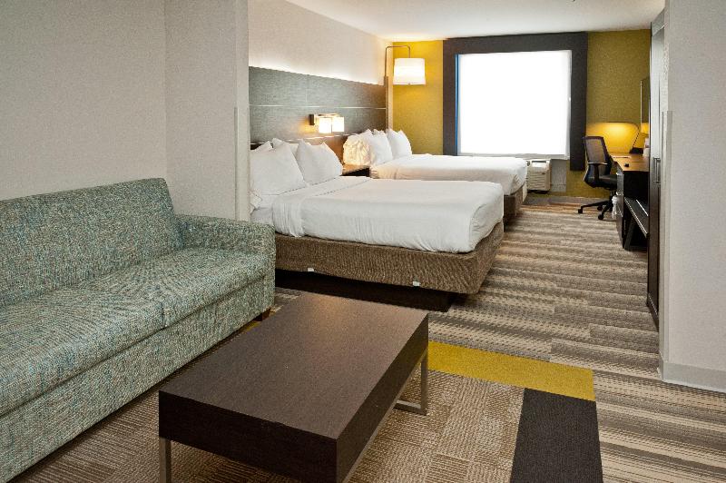Holiday Inn Express and Suites Scott Lafayette Wes 4