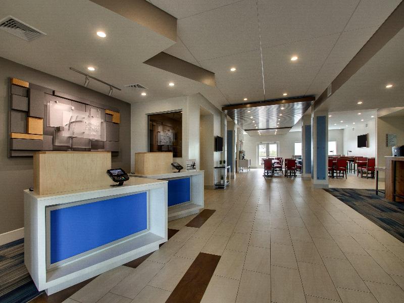 Holiday Inn Express and Suites Lancaster East Stra image
