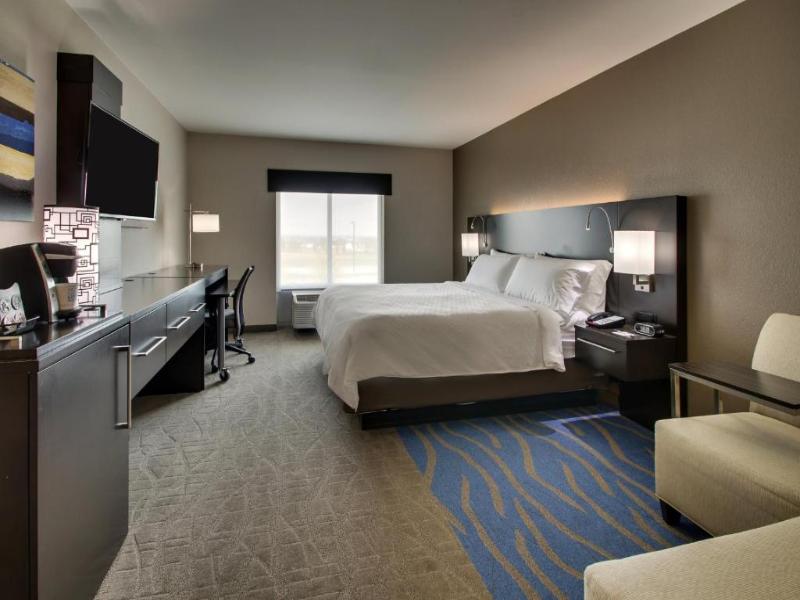 Holiday Inn Express and Suites Lancaster East Stra image