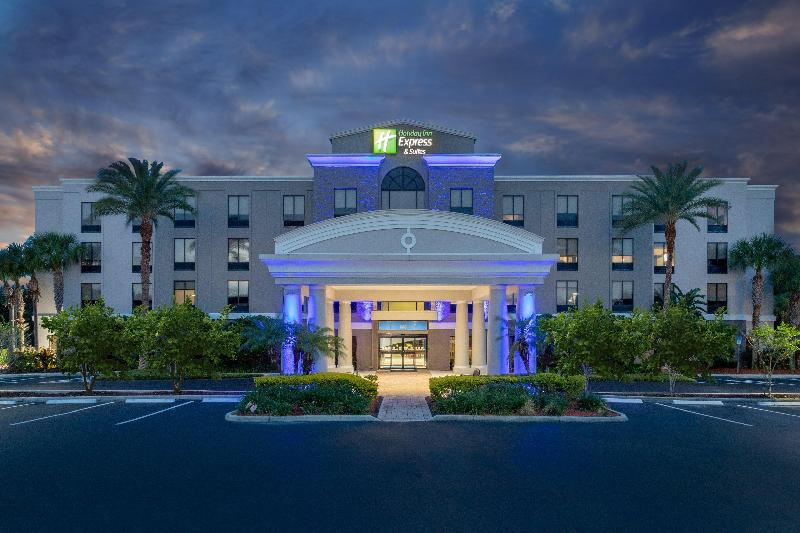 Holiday Inn Express and Suites Lake Placid