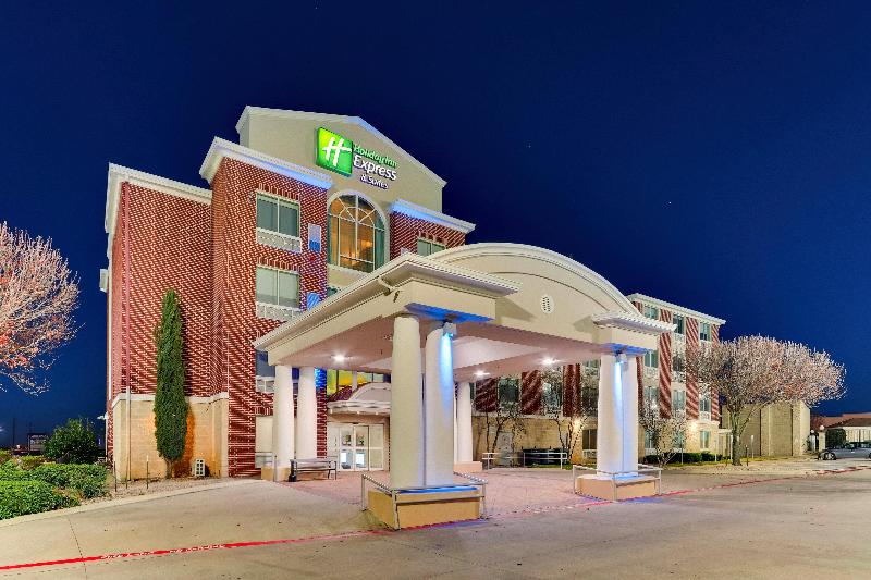 Holiday Inn Express and Suites Lake Worth Nw Loop image