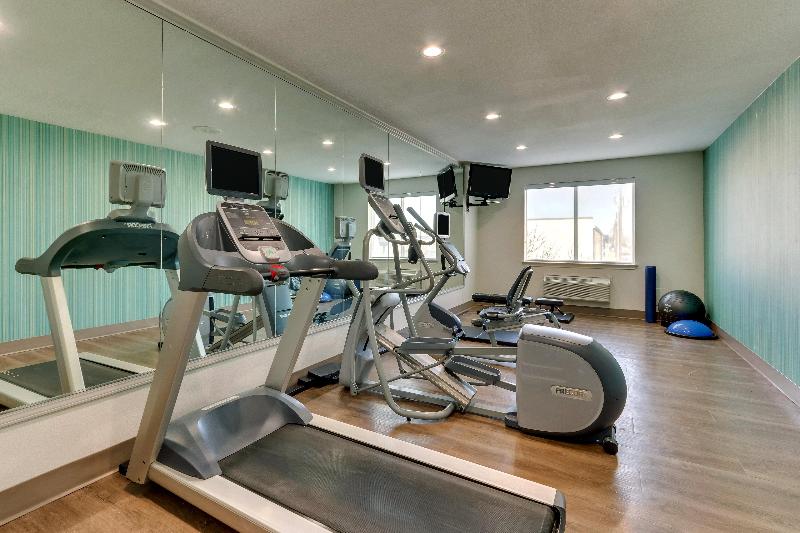 Holiday Inn Express and Suites Lake Worth Nw Loop image