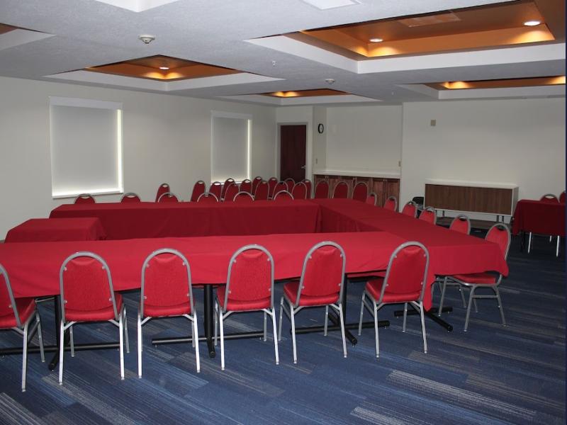 Holiday Inn Express and Suites Orlando South Daven image