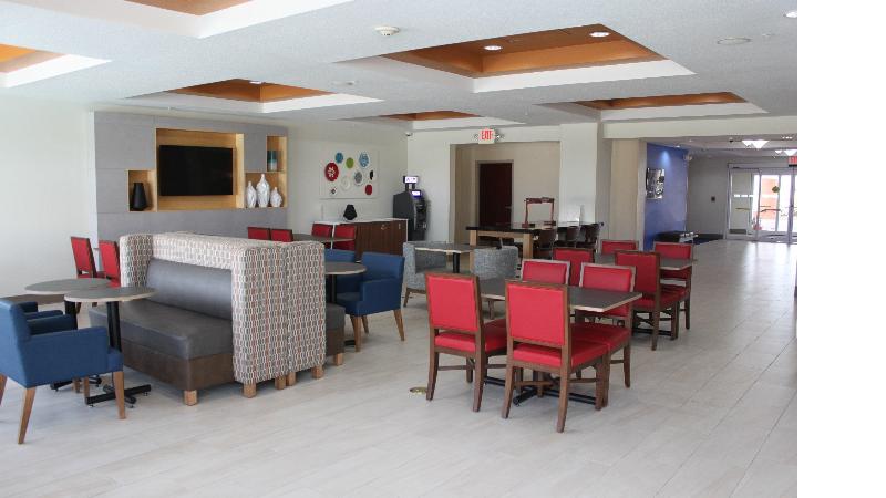 Holiday Inn Express and Suites Orlando South Daven image