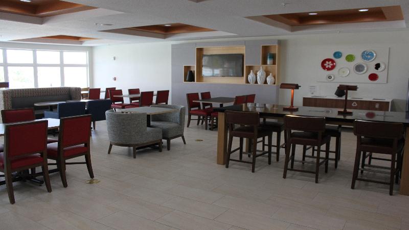 Holiday Inn Express and Suites Orlando South Daven image