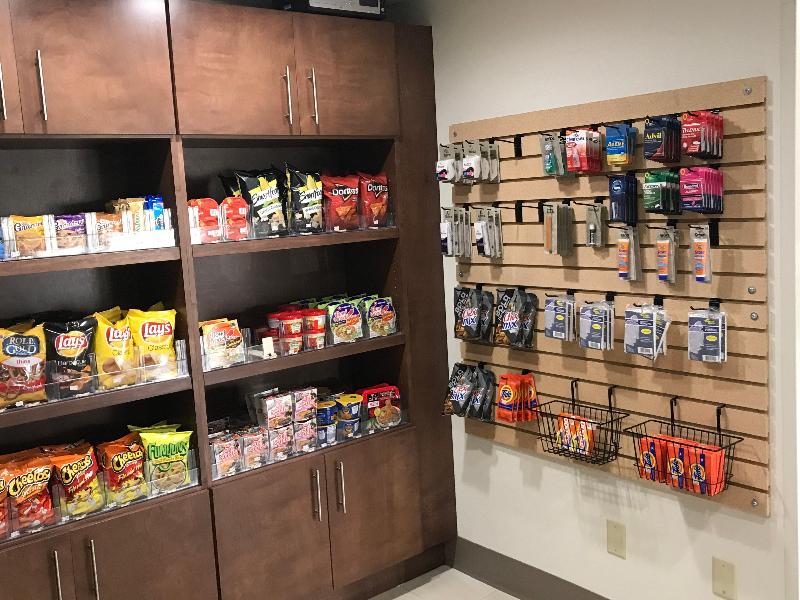 Holiday Inn Express and Suites Orlando South Daven image