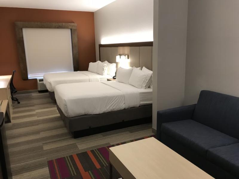 Holiday Inn Express and Suites Orlando South Daven image
