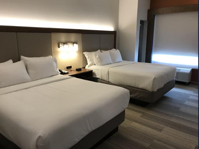 Holiday Inn Express and Suites Orlando South Daven image