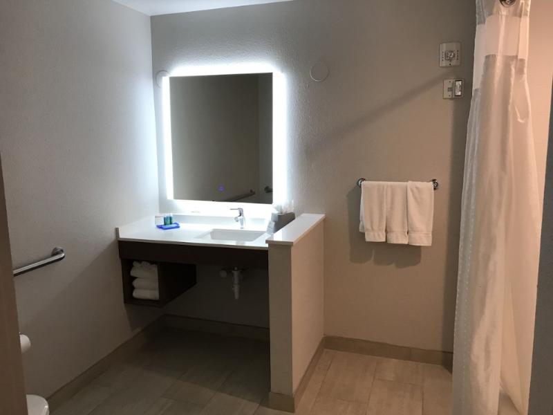 Holiday Inn Express and Suites Orlando South Daven image