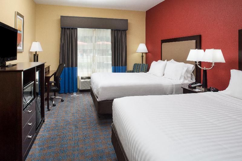 Holiday Inn Express and Suites West Monroe image