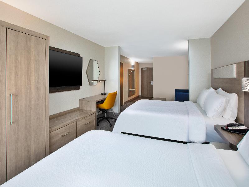 Holiday Inn Express and Suites West Monroe image