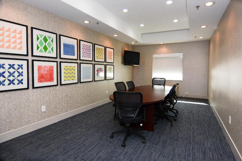 Holiday Inn Express & Suites New Boston by IHG image