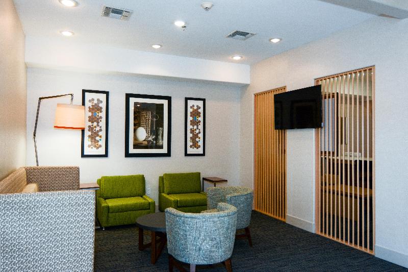 Holiday Inn Express & Suites New Boston by IHG image