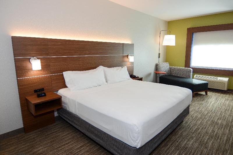 Holiday Inn Express & Suites New Boston by IHG image
