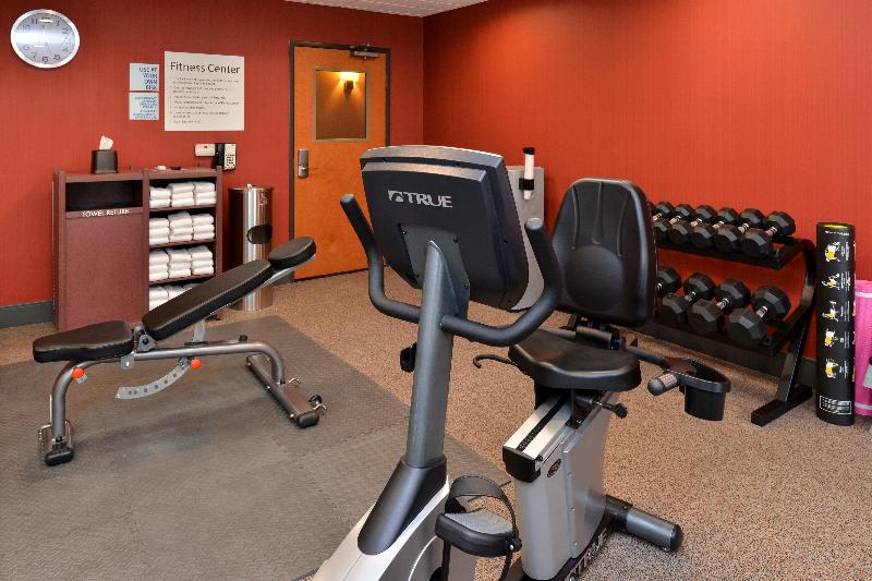 Holiday Inn Express & Suites New Martinsville image